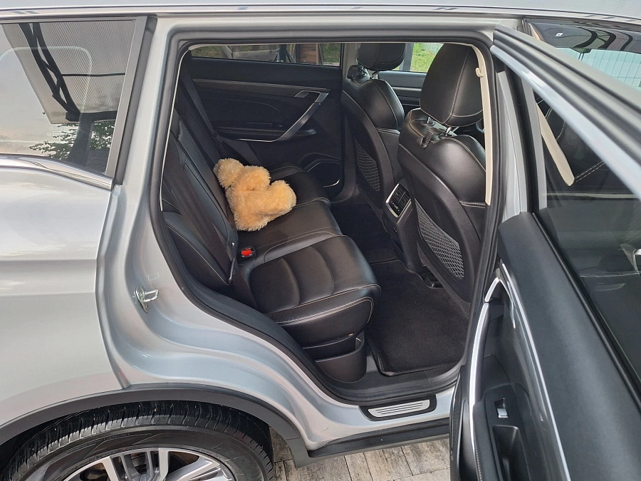 Geely Atlas Pro, 2021г., полный привод, робот