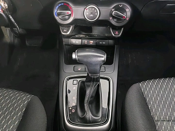Kia Rio, 2019г, передний привод, автомат