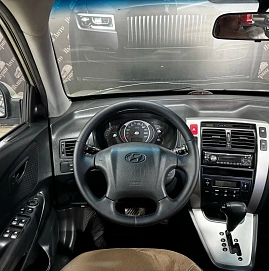 Hyundai Tucson, 2007г, передний привод, автомат