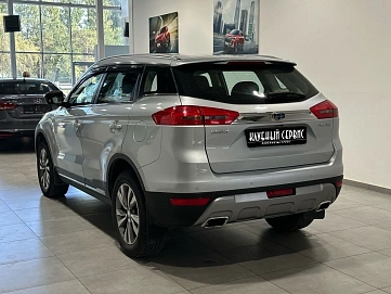 Geely Atlas, 2019г, передний привод, автомат