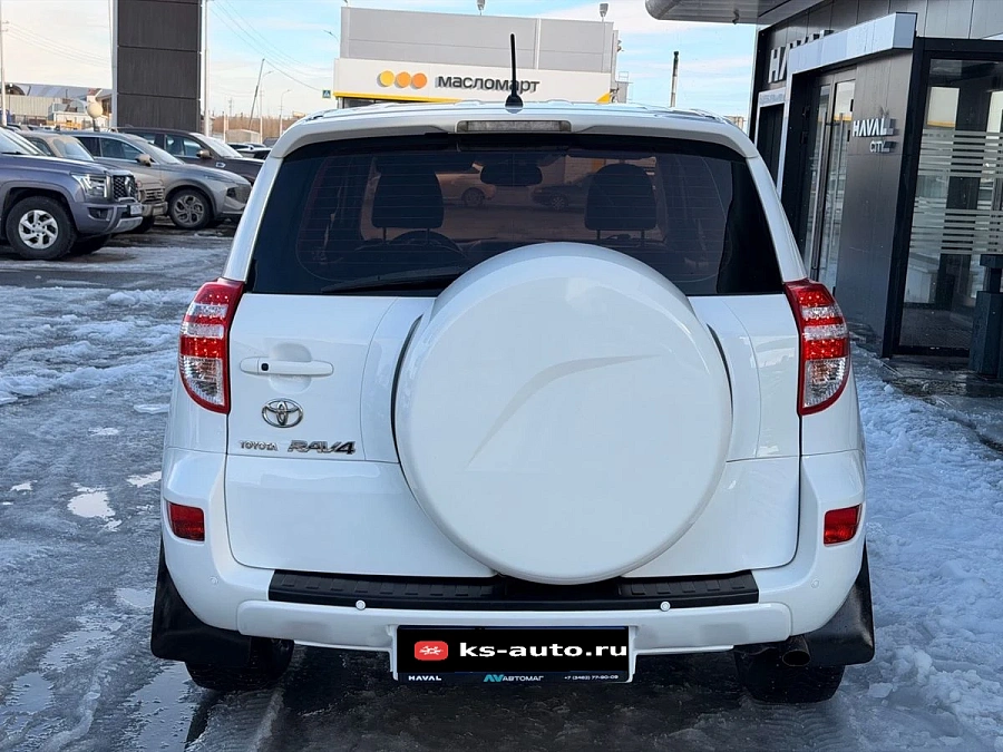 Toyota RAV4, 2011г., полный привод, вариатор