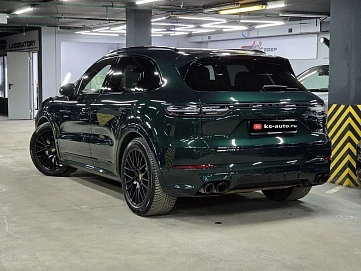 Porsche Cayenne, 2022г, полный привод, автомат