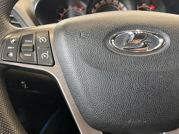 Lada (ВАЗ) Vesta, 2017г, передний привод, механика