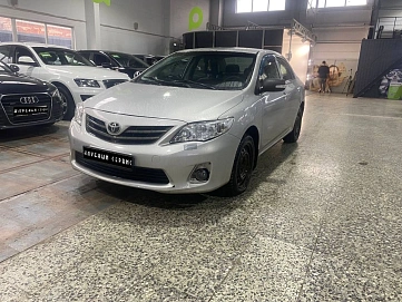 Toyota Corolla, 2010г, передний привод, механика