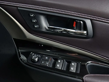 Toyota Harrier, 2016г, передний привод, вариатор