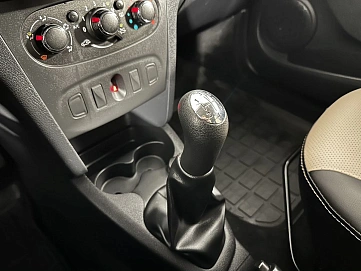 Renault Logan, 2017г, передний привод, механика