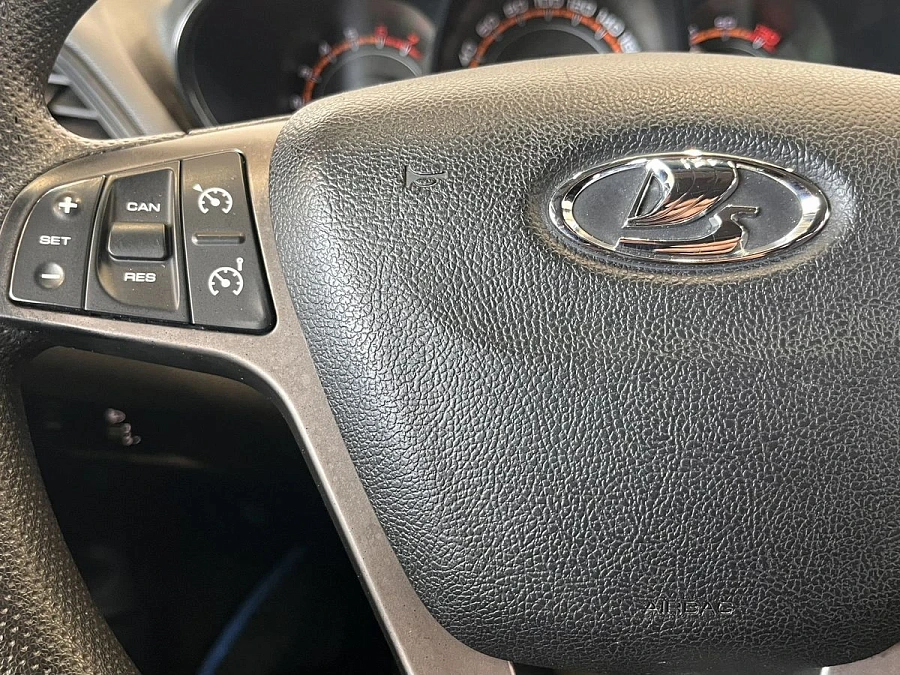 Lada (ВАЗ) Vesta, 2017г., передний привод, механика