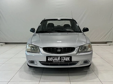Hyundai Accent, 2004г, передний привод, механика