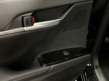 Toyota Camry, 2025г, передний привод, вариатор