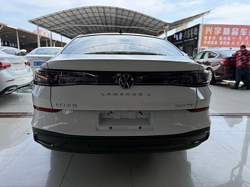 Volkswagen Lamando, 2023г, передний привод, робот