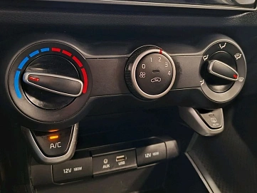 Kia Rio, 2017г., передний привод, механика