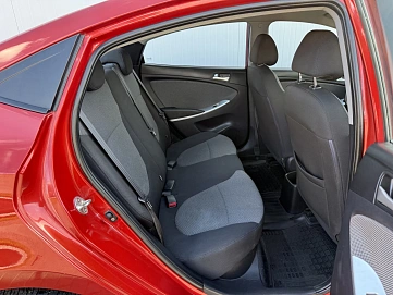 Hyundai Solaris, 2011г, передний привод, автомат