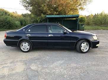 Toyota Crown Majesta, 1999г, задний привод, автомат