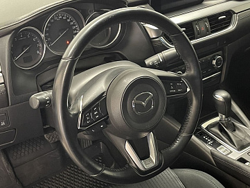 Mazda , 2017г., передний привод, автомат