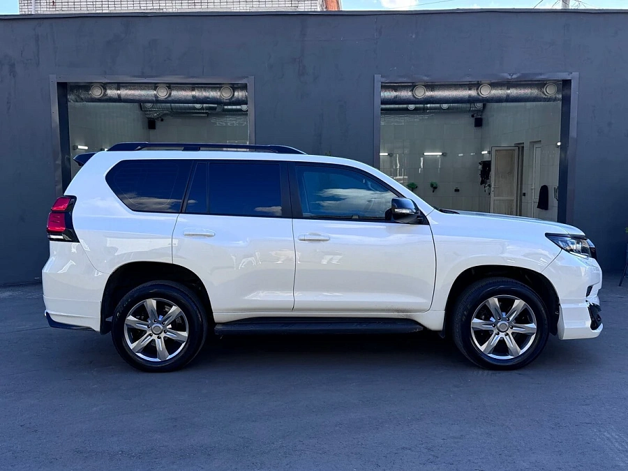 Toyota Land Cruiser Prado, 2010г., полный привод, автомат
