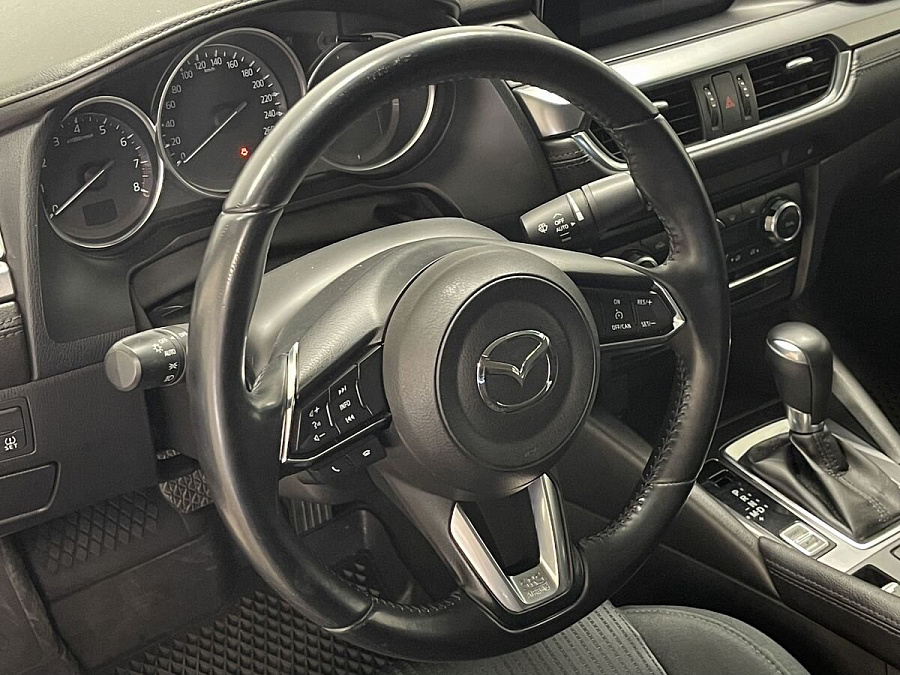 Mazda , 2017г., передний привод, автомат