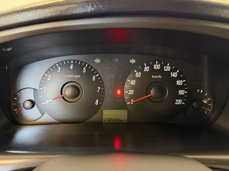 Hyundai Elantra, 2008г., передний привод, механика