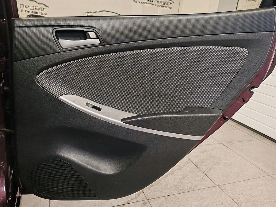 Hyundai Solaris, 2011г., передний привод, механика