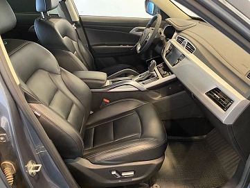 Geely Atlas, 2019г, передний привод, автомат