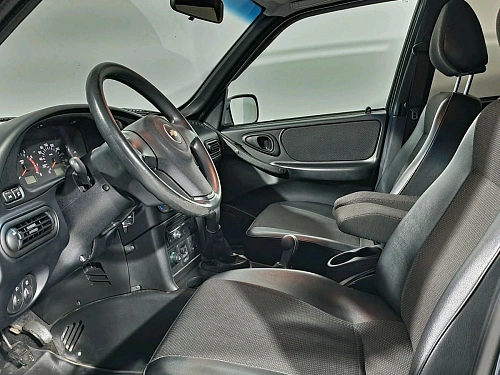 Chevrolet Niva, 2010г, полный привод, механика