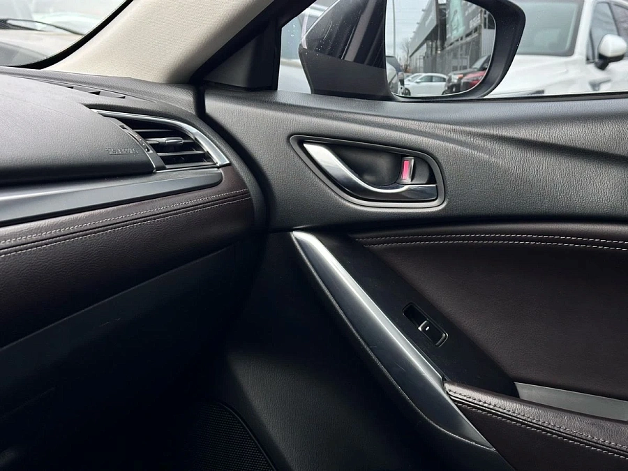Mazda 6, 2016г., передний привод, автомат