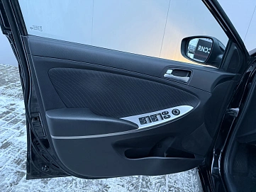 Hyundai Solaris, 2015г, передний привод, автомат