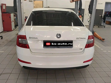 Skoda Octavia, 2013г, передний привод, механика