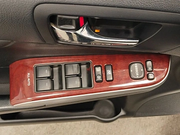 Toyota Camry, 2013г, передний привод, автомат