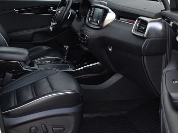 Kia Sorento, 2018г., полный привод, автомат