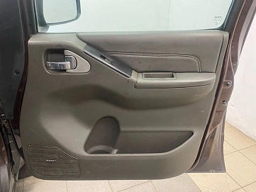 Nissan Pathfinder, 2010г, полный привод, автомат