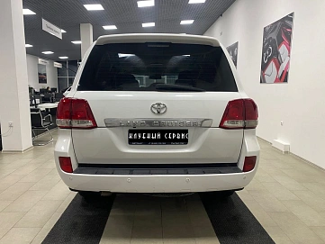 Toyota Land Cruiser, 2011г, полный привод, автомат