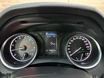 Toyota Camry, 2019г, передний привод, автомат