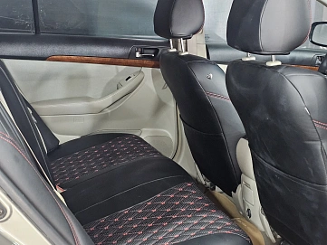 Toyota Avensis, 2006г, передний привод, автомат