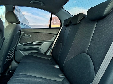 Kia Rio, 2010г., передний привод, механика