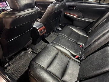 Toyota Camry, 2012г, передний привод, автомат