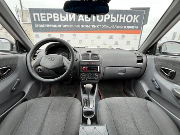 Hyundai Accent, 2006г, передний привод, автомат