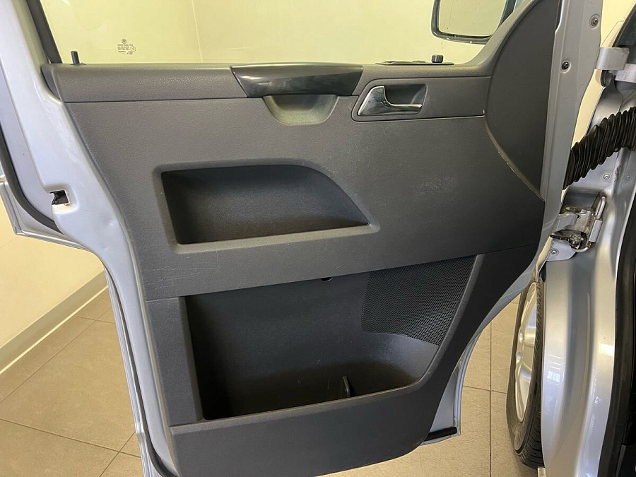 Volkswagen , 2008г., передний привод, механика