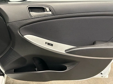 Hyundai Solaris, 2016г, передний привод, автомат