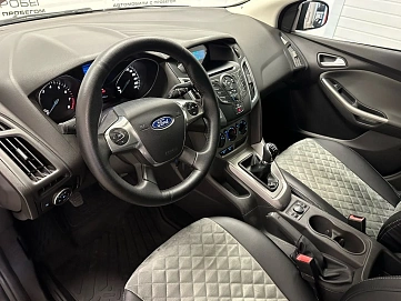 Ford Focus, 2012г, передний привод, механика