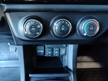 Toyota Corolla, 2014г, передний привод, механика
