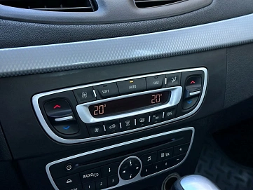 Renault Fluence, 2011г, передний привод, вариатор