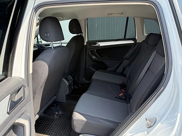 Volkswagen Tiguan, 2021г, передний привод, механика