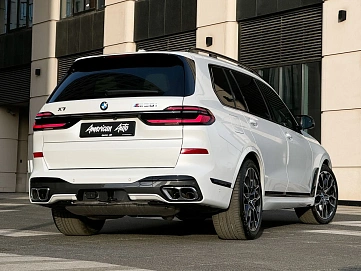 BMW X7, 2025г, полный привод, автомат
