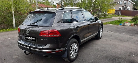 Volkswagen Touareg, 2015г, полный привод, автомат
