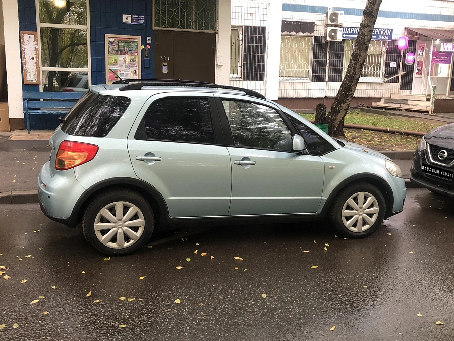 Suzuki SX4, 2008г., передний привод, механика