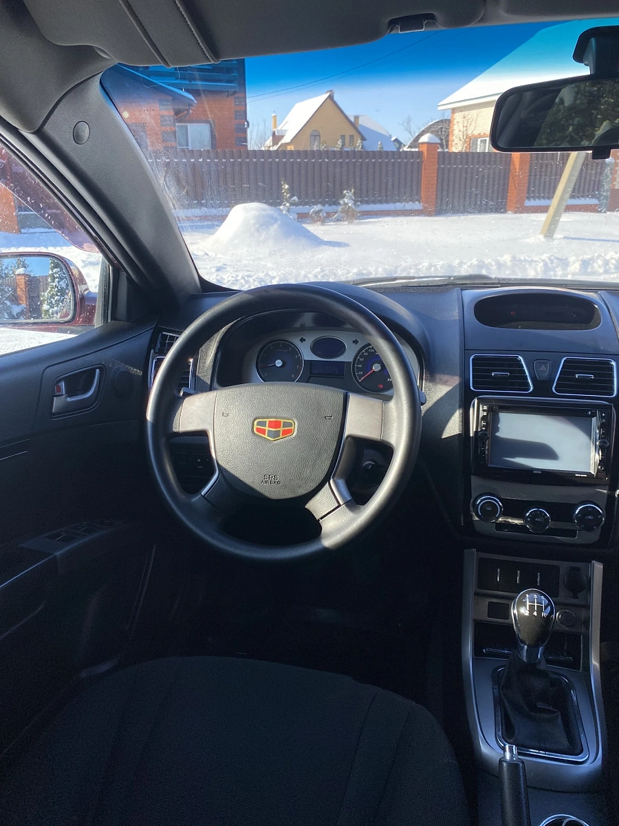 Geely Emgrand EC7, 2012г., передний привод, механика