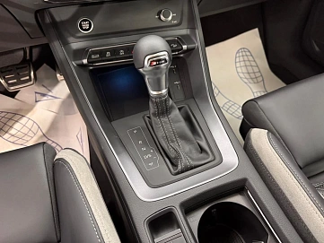 Audi Q3, 2025г, полный привод, робот
