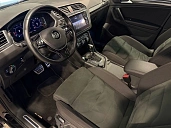 Volkswagen Tiguan, 2019г., передний привод, автомат