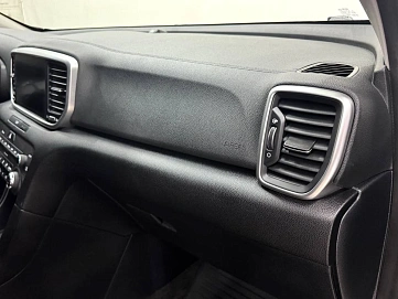 Kia Sportage, 2021г., передний привод, робот