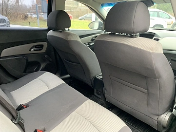 Chevrolet Cruze, 2011г, передний привод, механика